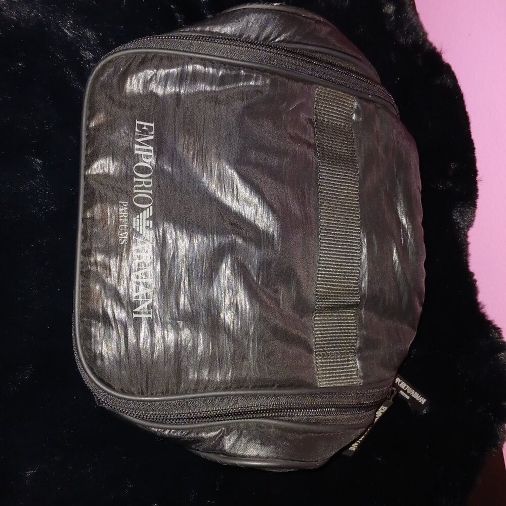 ARMANI Men's Shower Bag!! - Picture 2 of 3